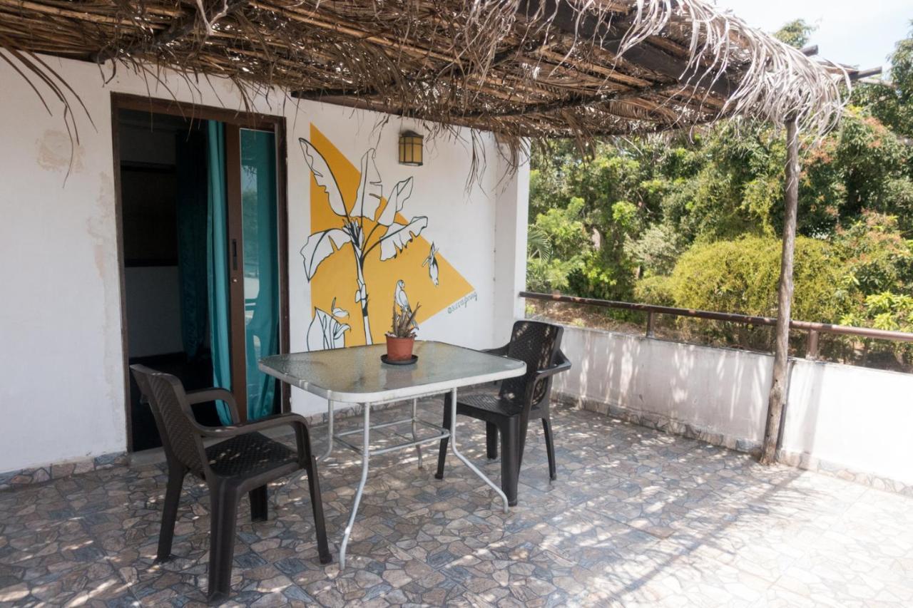 The Corner Hostel Playa Blanca  Ngoại thất bức ảnh